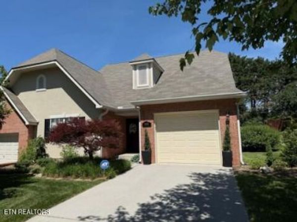 2803 Knob Creek Lane, Knoxville, TN 37912