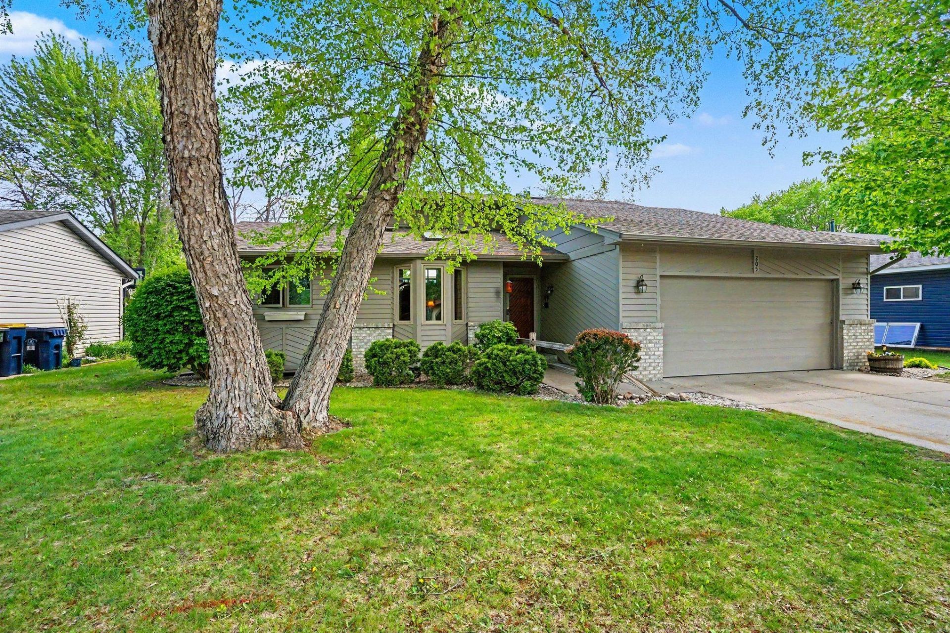 205 Hickory Street, Farmington, MN 55024
