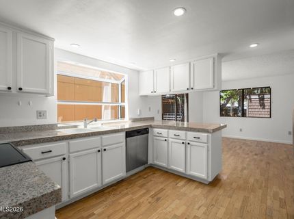 430 W Riverview Circle, Reno, NV 89509 Photo