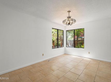 430 W Riverview Circle, Reno, NV 89509 Photo