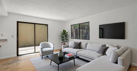 430 W Riverview Circle, Reno, NV 89509 Photo