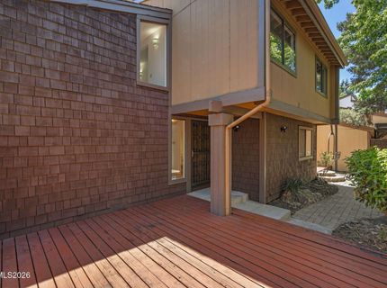 430 W Riverview Circle, Reno, NV 89509 Photo