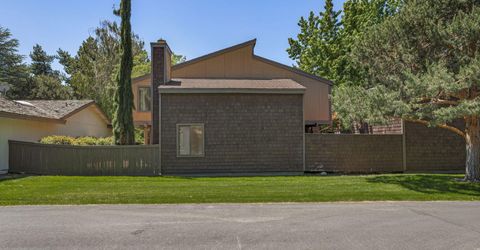 430 W Riverview Circle, Reno, NV 89509 Photo
