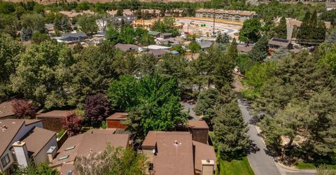 430 W Riverview Circle, Reno, NV 89509 Photo
