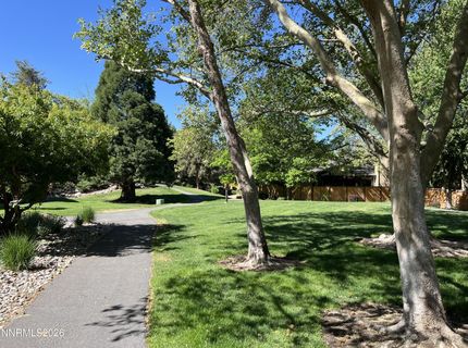 430 W Riverview Circle, Reno, NV 89509 Photo
