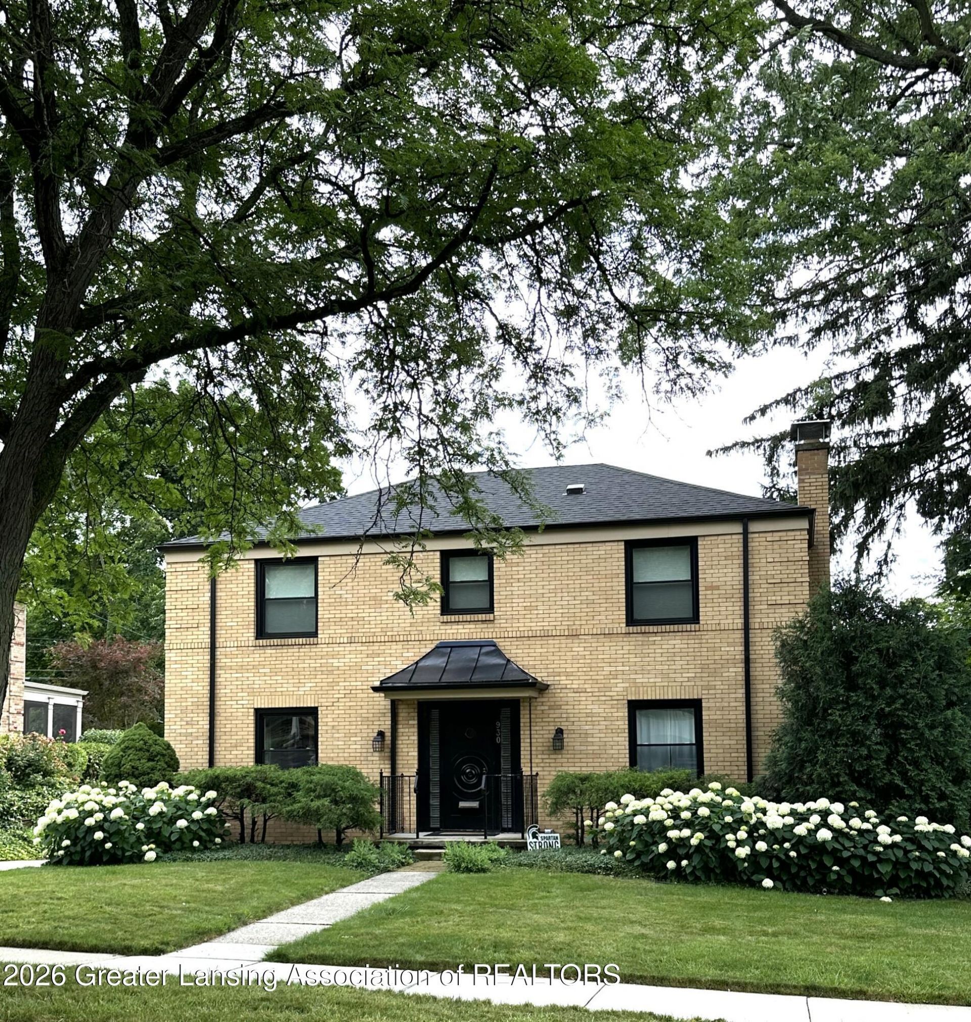 930 Roxburgh Avenue, East Lansing, MI 48823 Main Photo