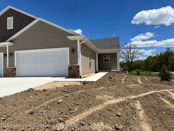 1487 Superior Drive, St. Johns, MI 48879