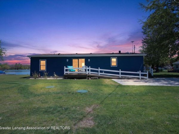 1155 Lyle Drive, Crystal, MI 48818