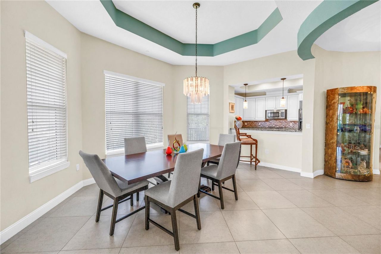 10 Franklin Court S, Unit 63D, Saint Petersburg, FL 33711 Photo