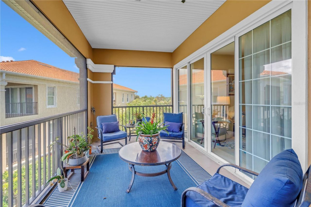 10 Franklin Court S, Unit 63D, Saint Petersburg, FL 33711 Photo