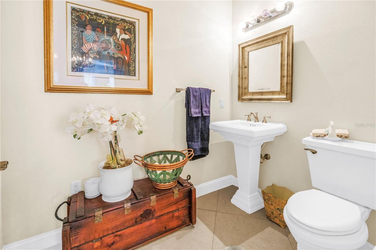 10 Franklin Court S, Unit 63D, Saint Petersburg, FL 33711 Photo