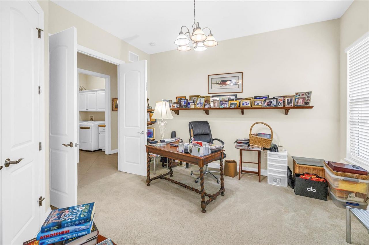 10 Franklin Court S, Unit 63D, Saint Petersburg, FL 33711 Photo