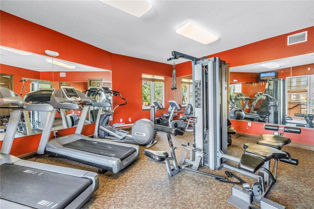 10 Franklin Court S, Unit 63D, Saint Petersburg, FL 33711 Photo