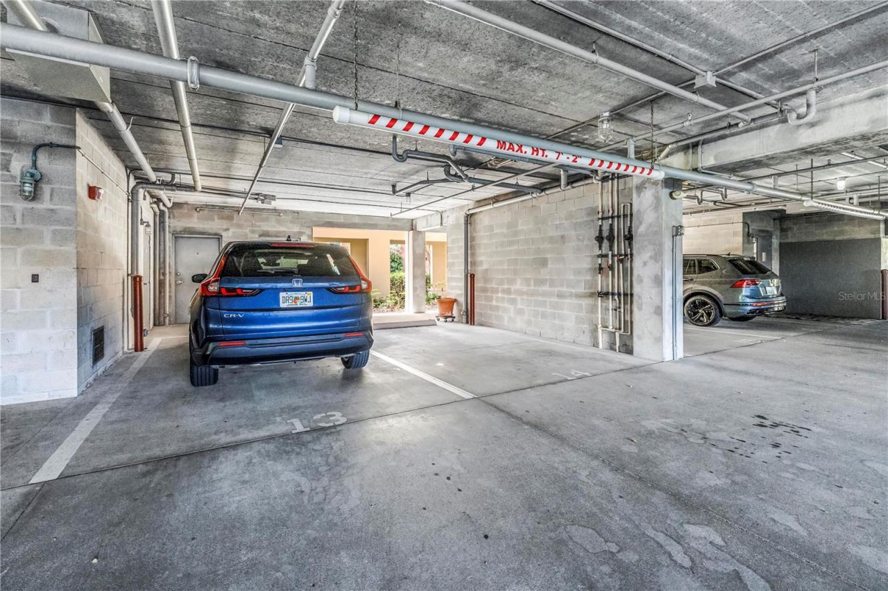 10 Franklin Court S, Unit 63D, Saint Petersburg, FL 33711 Photo