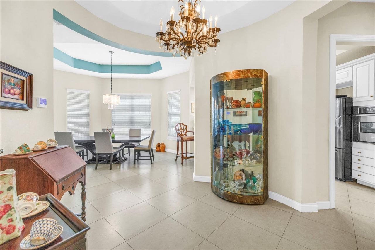 10 Franklin Court S, Unit 63D, Saint Petersburg, FL 33711 Photo
