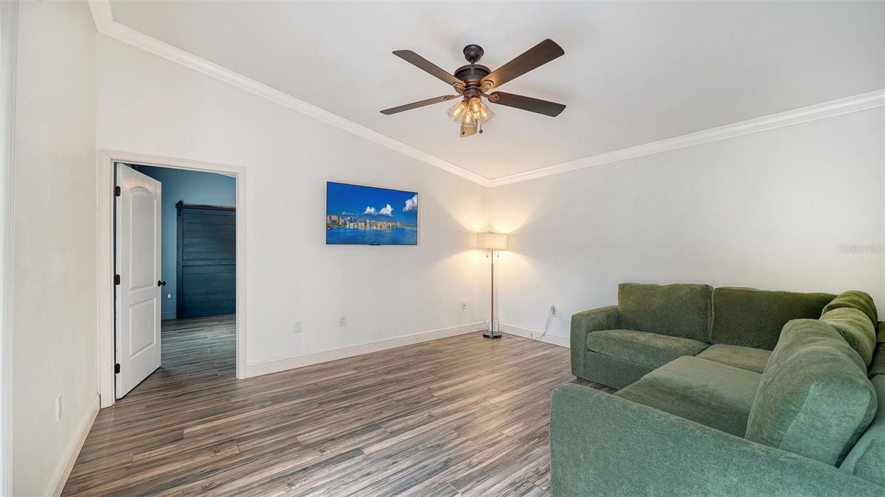 361 Bearded Oaks Circle, Sarasota, FL 34232 Photo