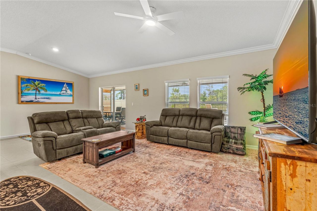 5317 Diamondleaf Drive , Edgewater, FL 32141 Photo
