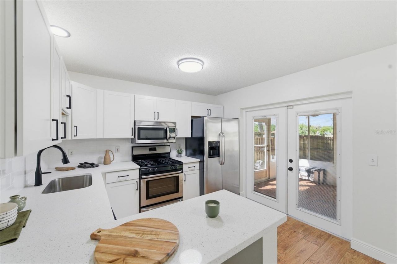 628 Cape Cod Circle , Valrico, FL 33594 Photo
