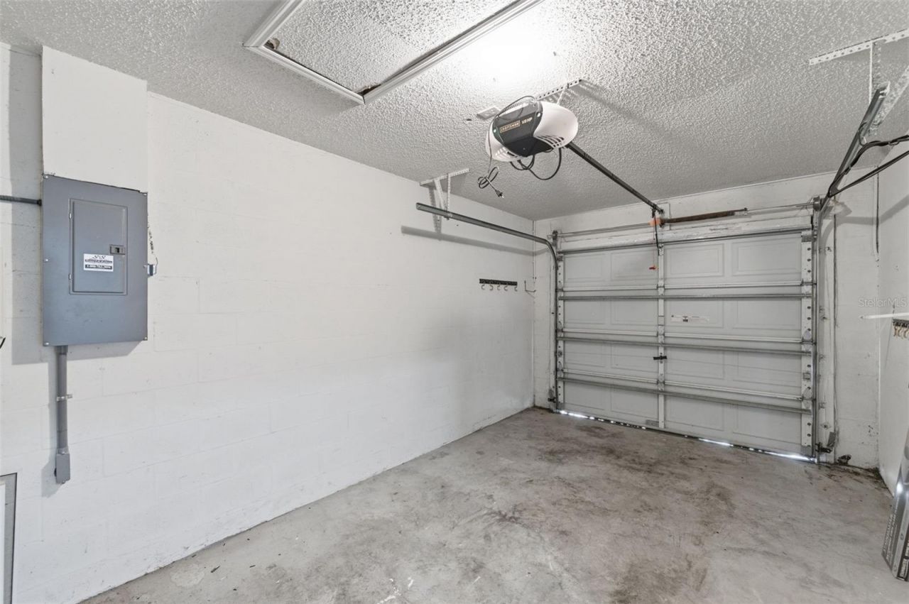 628 Cape Cod Circle , Valrico, FL 33594 Photo