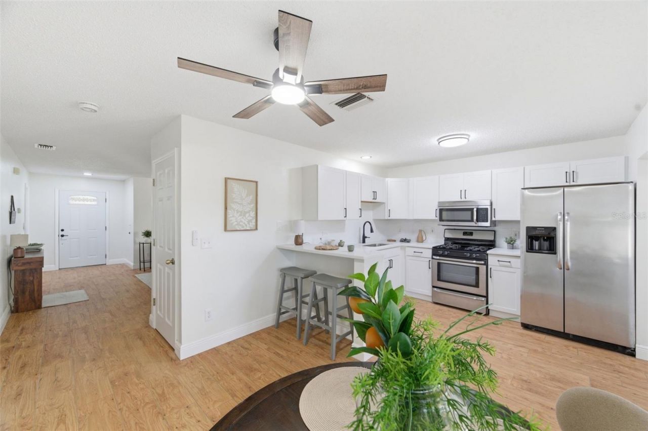 628 Cape Cod Circle , Valrico, FL 33594 Photo