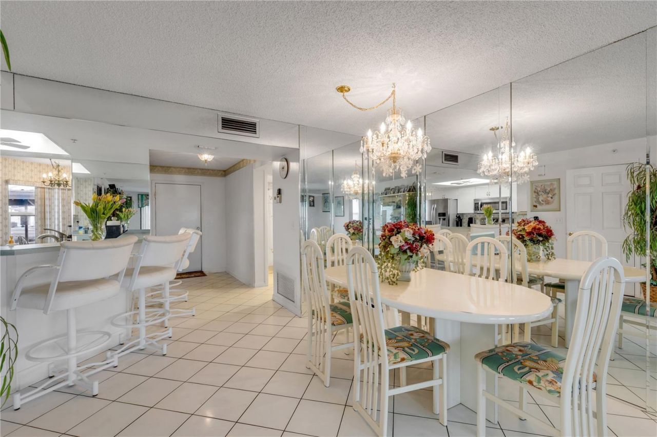 2700 N Peninsula Avenue, Unit 211, New Smyrna Beach, FL 32169 Photo