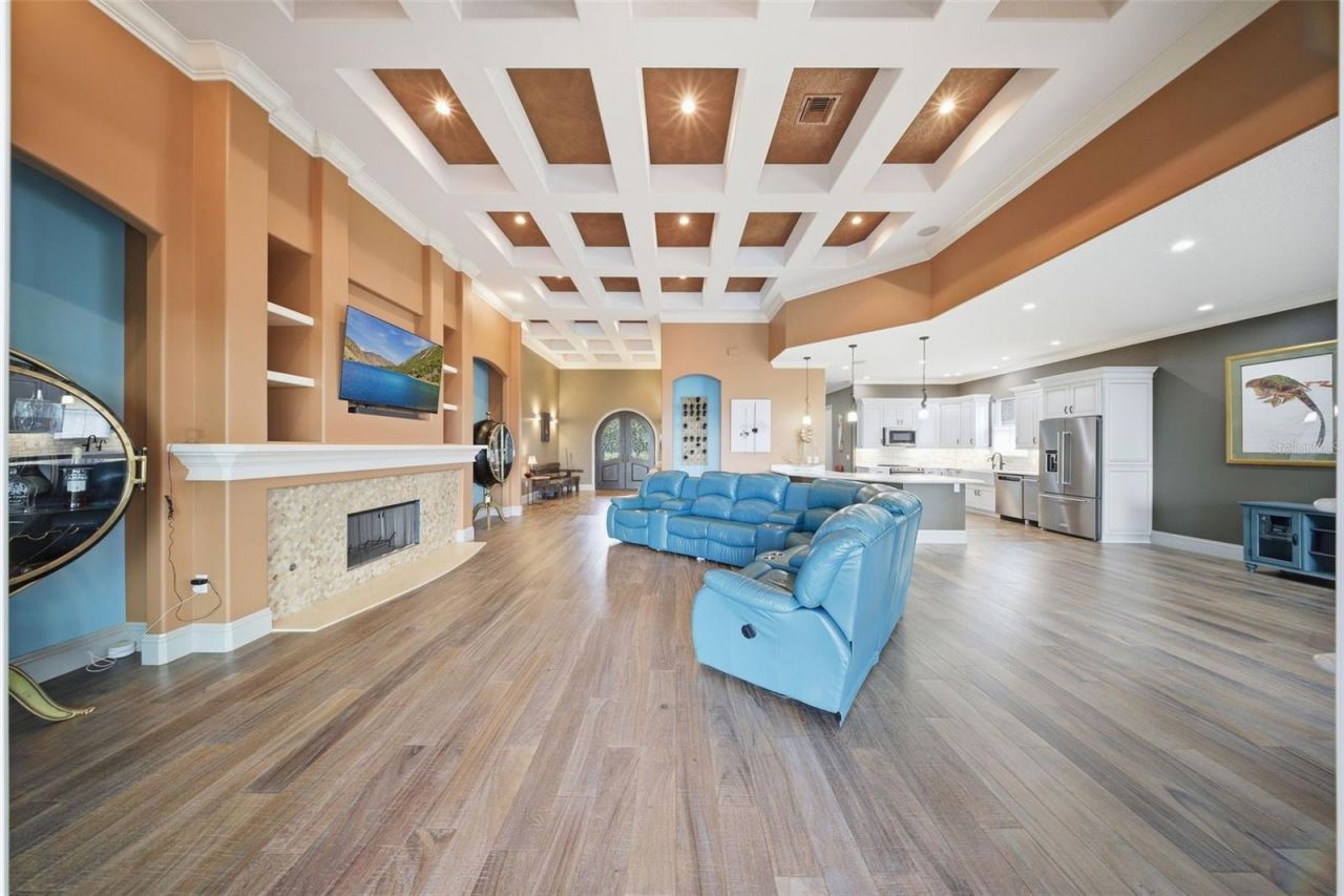 16401 E Shirley Shores Road, Tavares, FL 32778 Photo