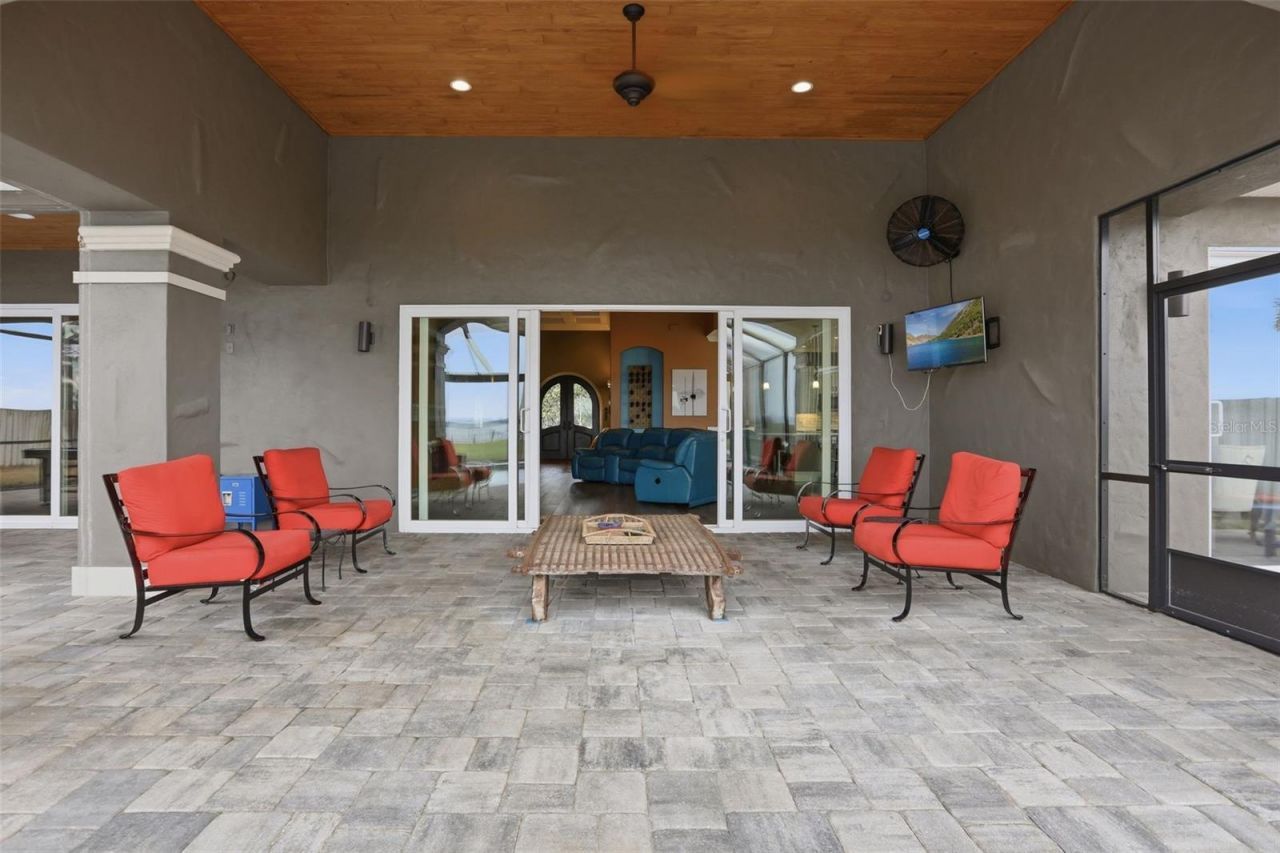 16401 E Shirley Shores Road, Tavares, FL 32778 Photo