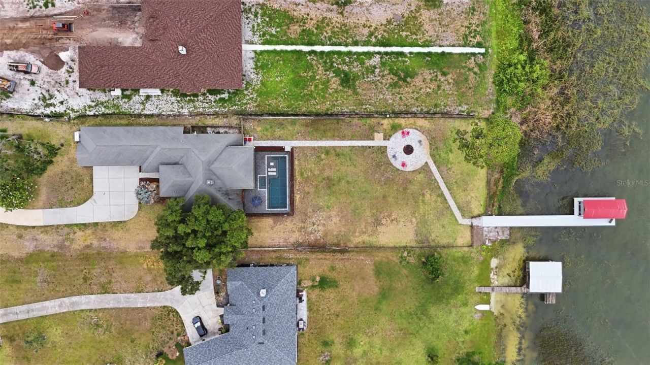 16401 E Shirley Shores Road, Tavares, FL 32778 Photo