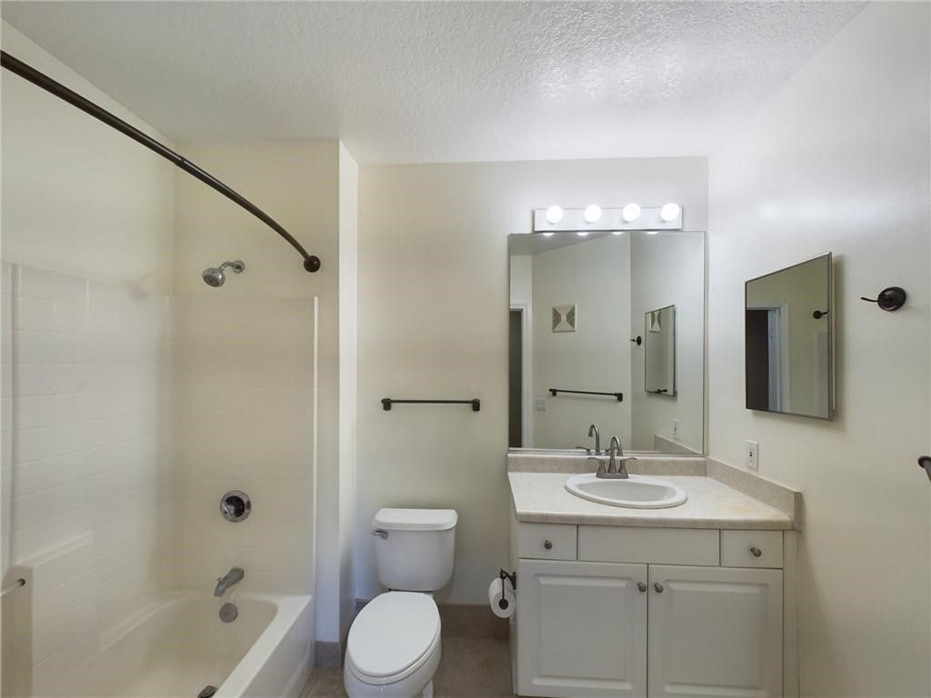 5020 Fairways Circle, Unit J205, Vero Beach, FL 32967 Photo