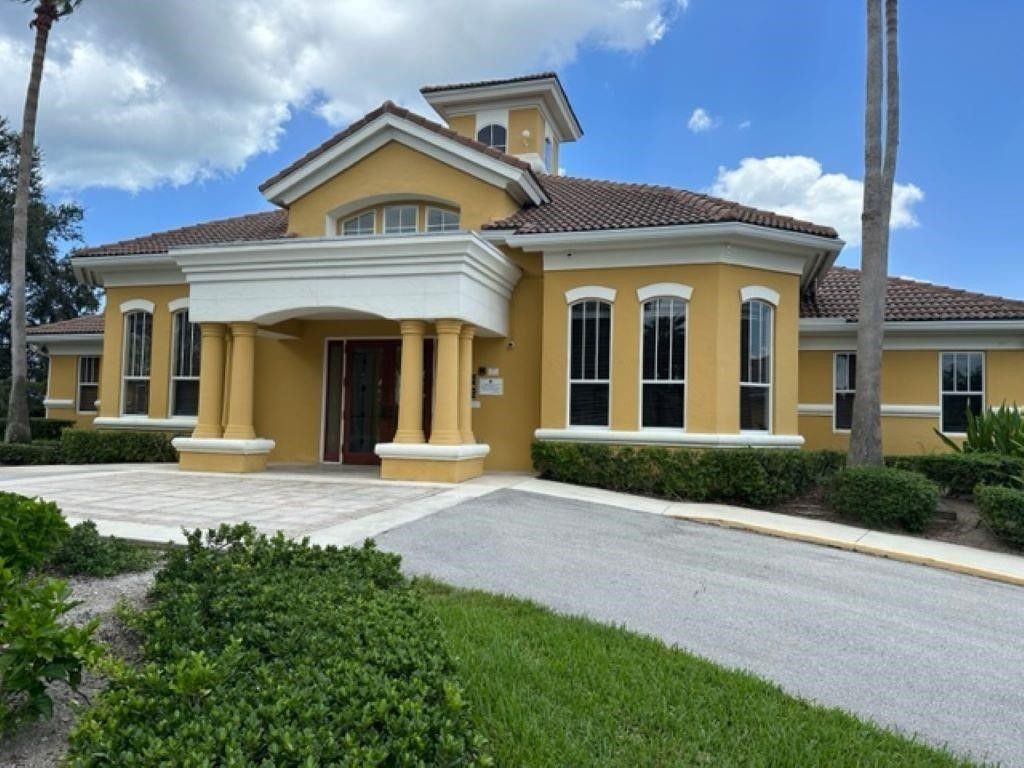 5020 Fairways Circle, Unit J205, Vero Beach, FL 32967 Photo