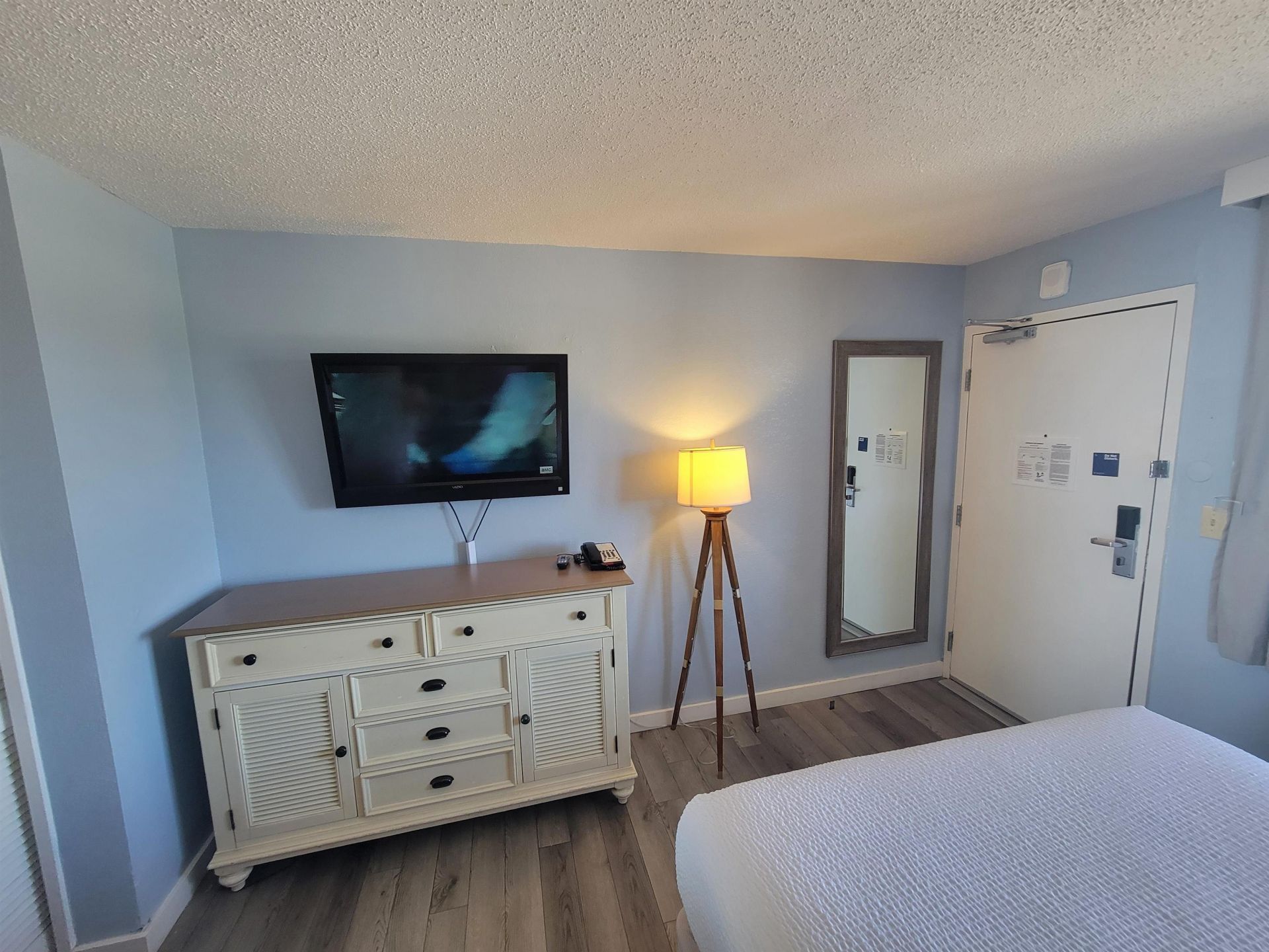 2401 S Ocean Blvd.  Photo 18