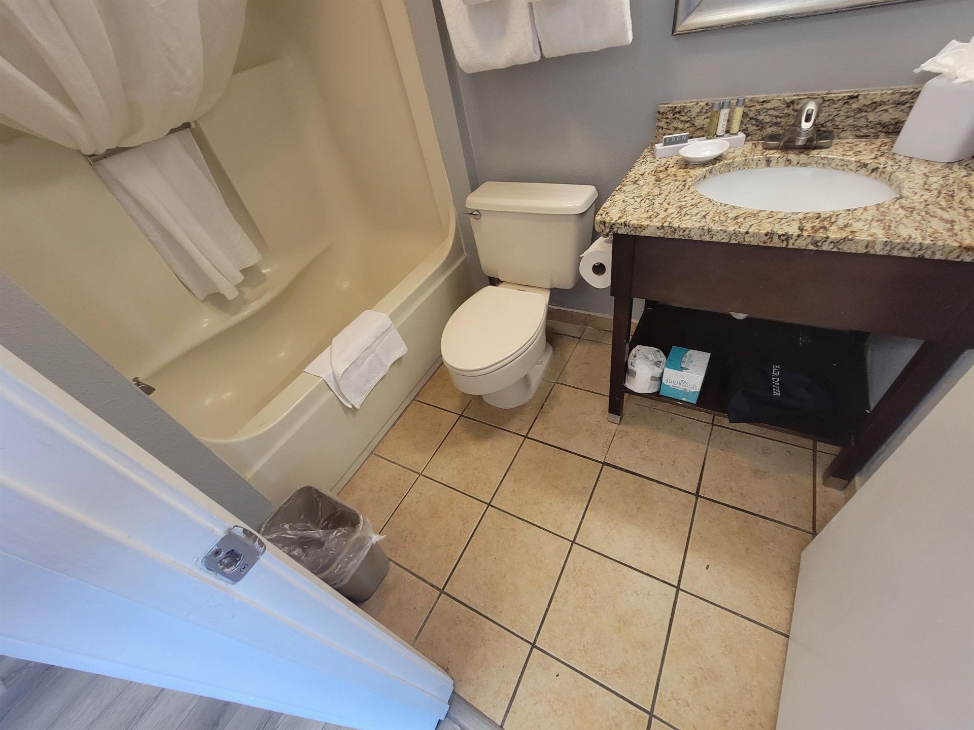 2401 S Ocean Blvd.  Photo 19