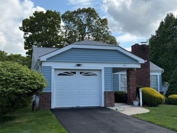 491 Stratford Lane, Ridge, NY 11961