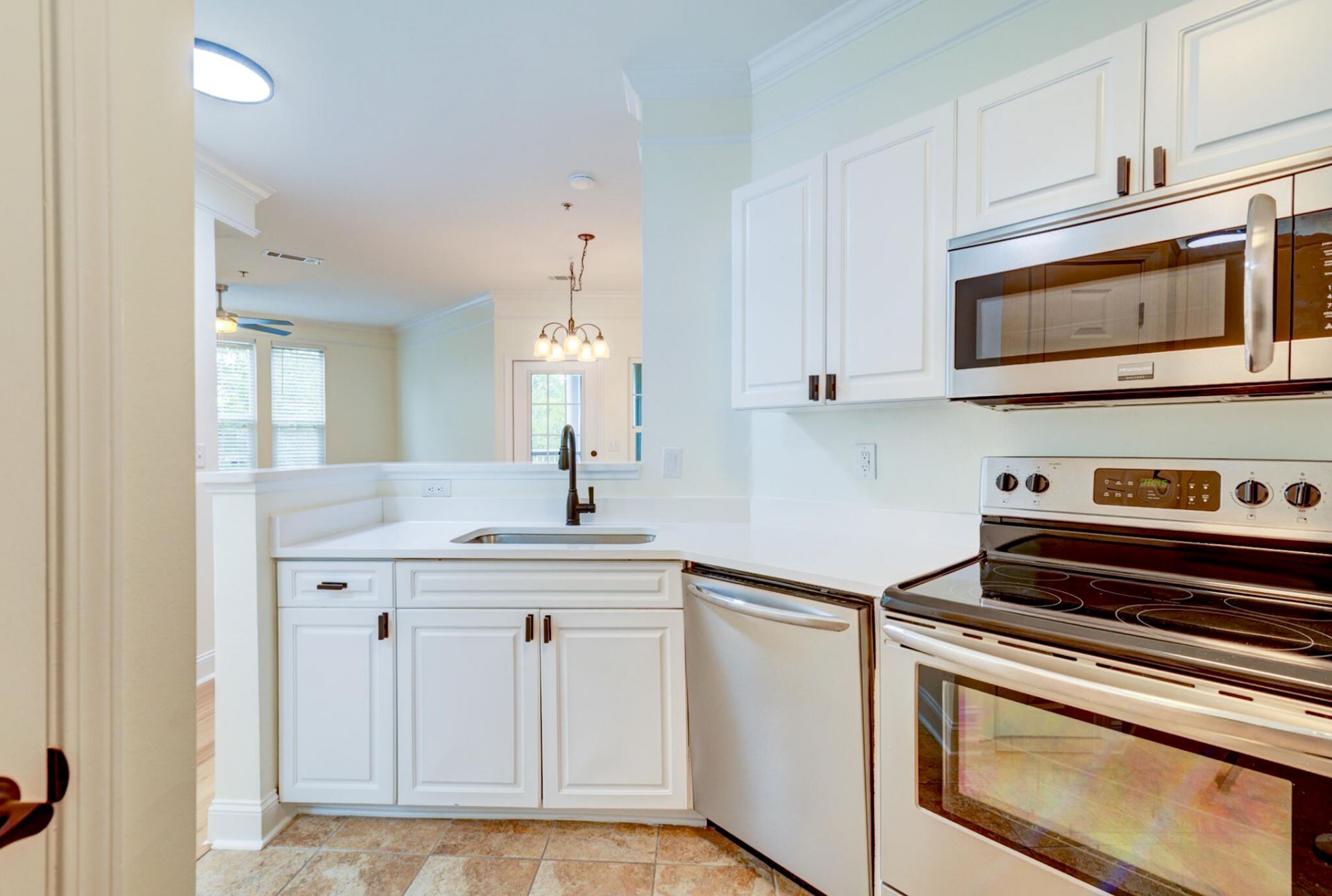 1627 Telfair Way Photo 10