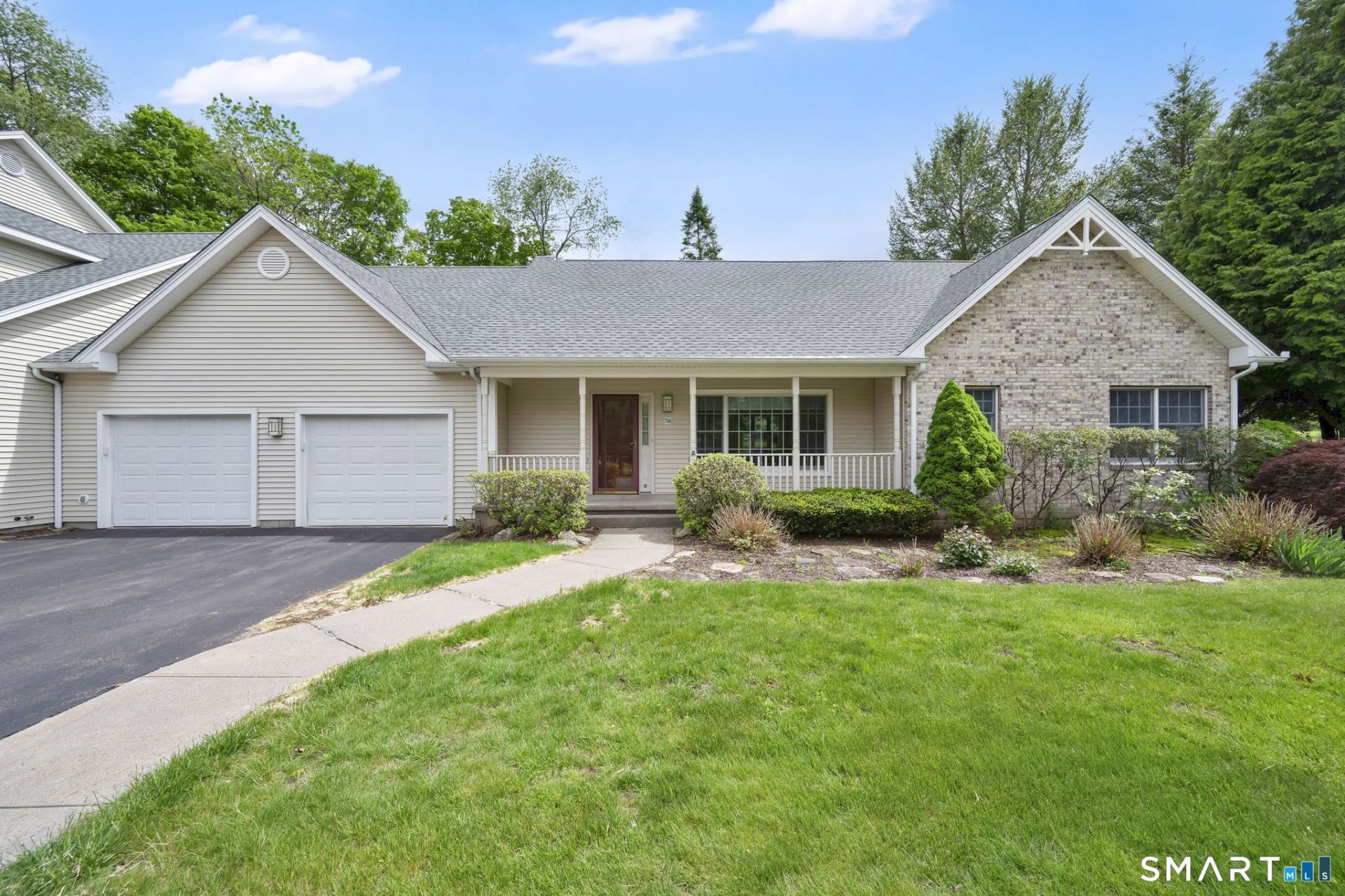 706 Kebalo, South Windsor, CT 06074 Main Photo