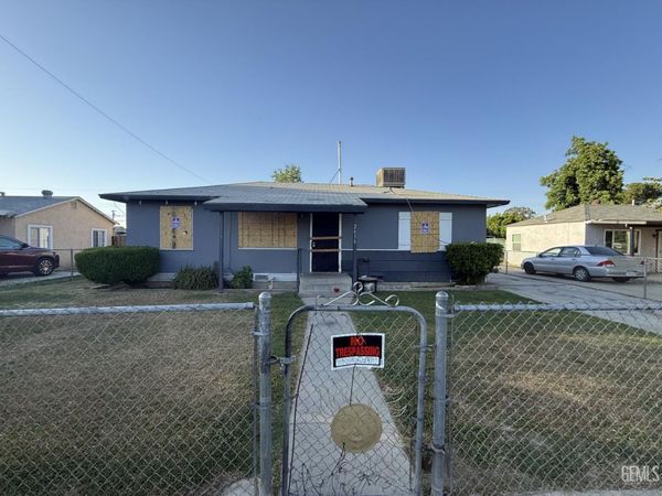Bakersfield, CA 93307