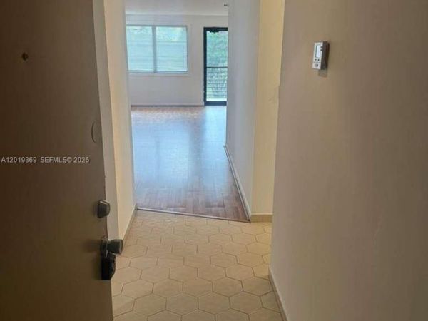 20840 SAN SIMEON WAY , Unit 208, Miami, FL 33179