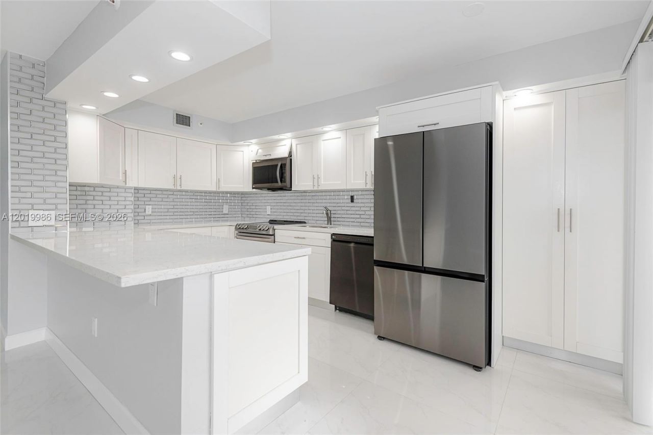 1201 S Ocean Dr , Unit 610N, Hollywood, FL 33019 Photo