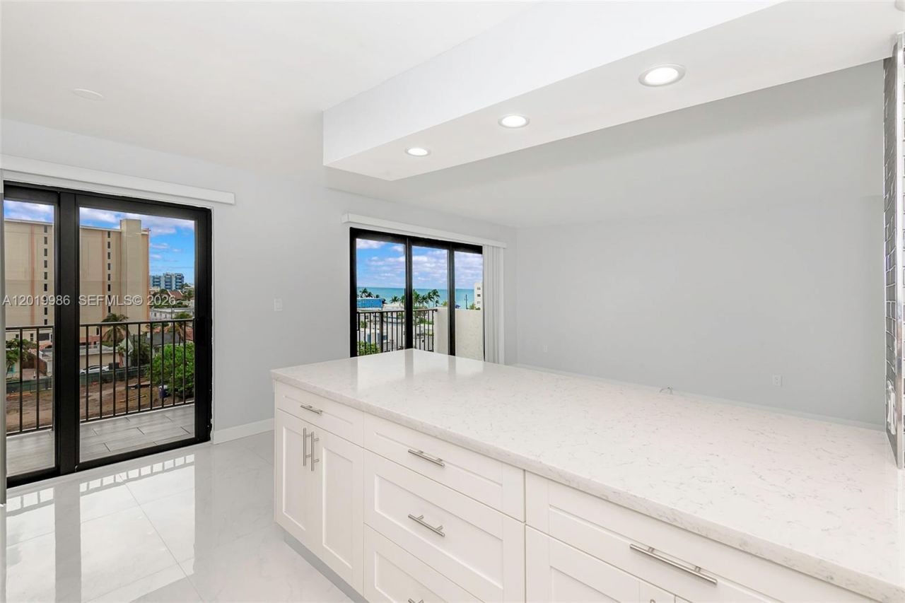 1201 S Ocean Dr , Unit 610N, Hollywood, FL 33019 Photo