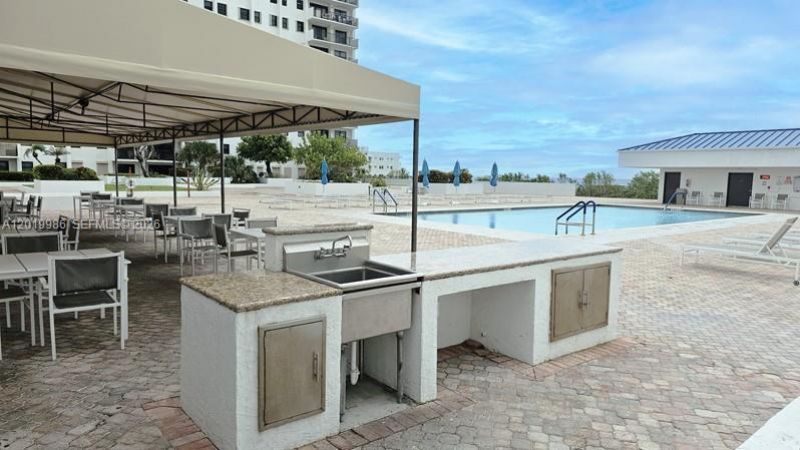 1201 S Ocean Dr , Unit 610N, Hollywood, FL 33019 Photo