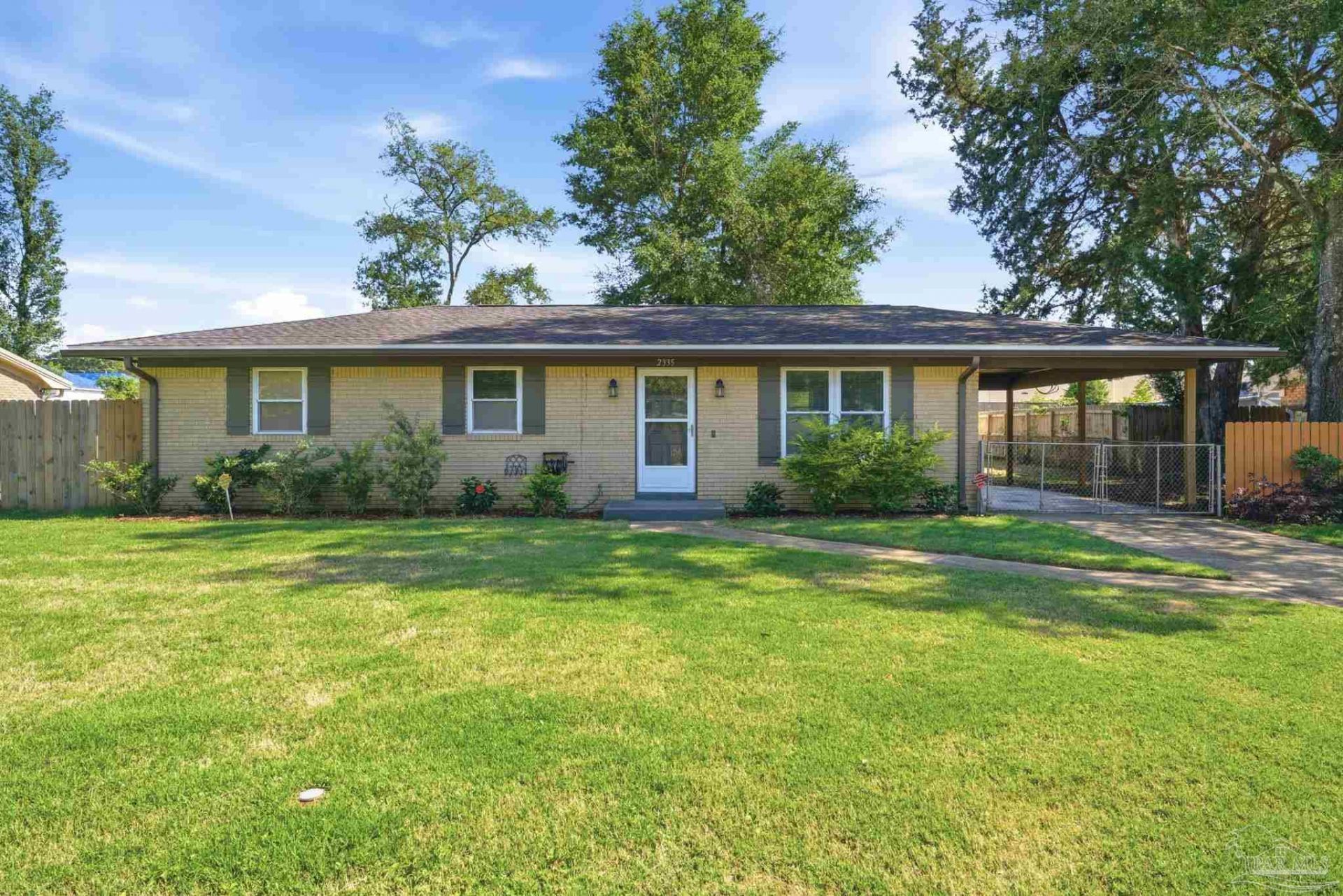 2335 Merle Cir, Pensacola, FL 32526 Main Photo