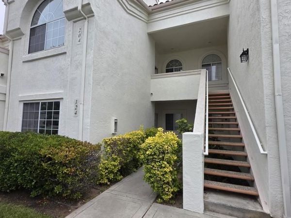 1872 Matin Circle, Unit 204, San Marcos, CA 92069