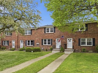 240 Wimbledon Court, Buffalo, NY 14224