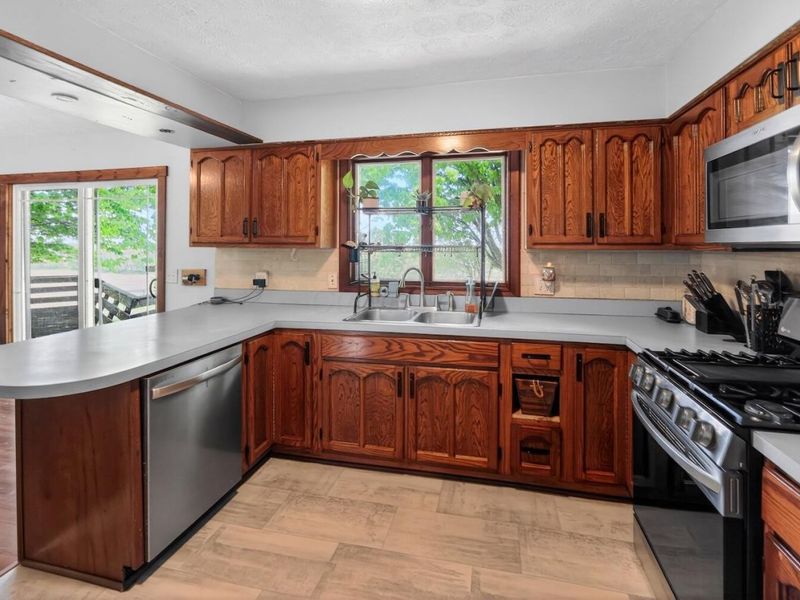 23783 Caves Road , Gambier, OH 43022 Photo 11