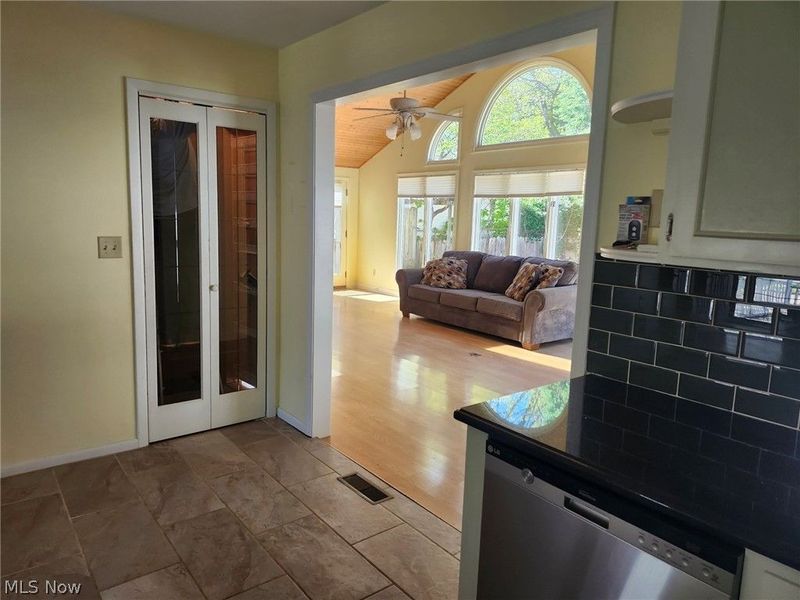 3669 Prospect Street , Mogadore, OH 44260 Photo 9