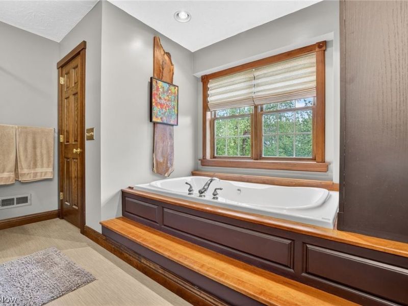 607 Highwood Drive, Cuyahoga Falls, OH 44223 Photo 23