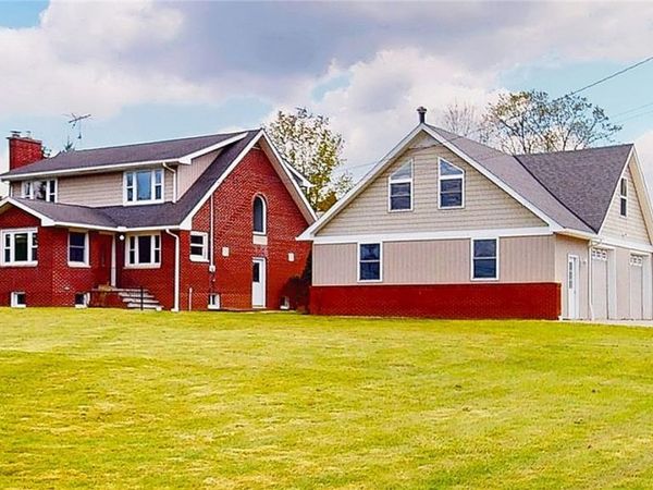 10525 Clay Street , Montville, OH 44064