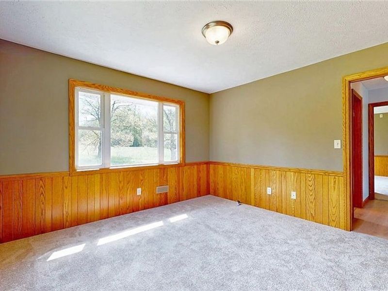 10525 Clay Street, Montville, OH 44064 Photo 24