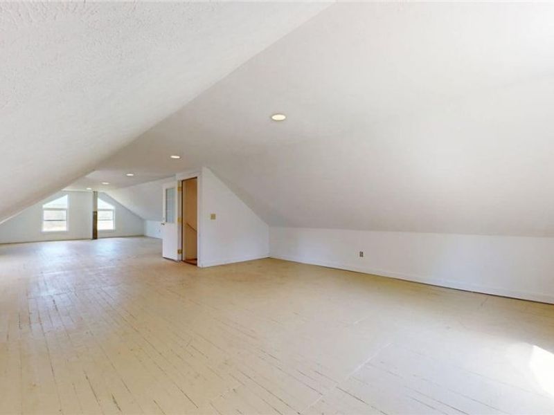 10525 Clay Street, Montville, OH 44064 Photo 40