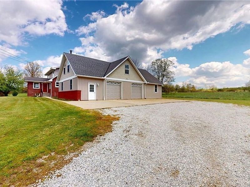 10525 Clay Street, Montville, OH 44064 Photo 7